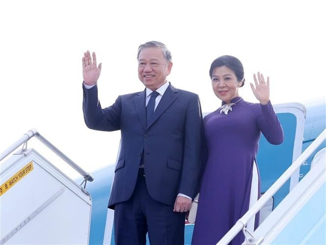 Le SG du Parti et son épouse concluent avec succès leur visite d’État en R. de Corée. Photo : VNA