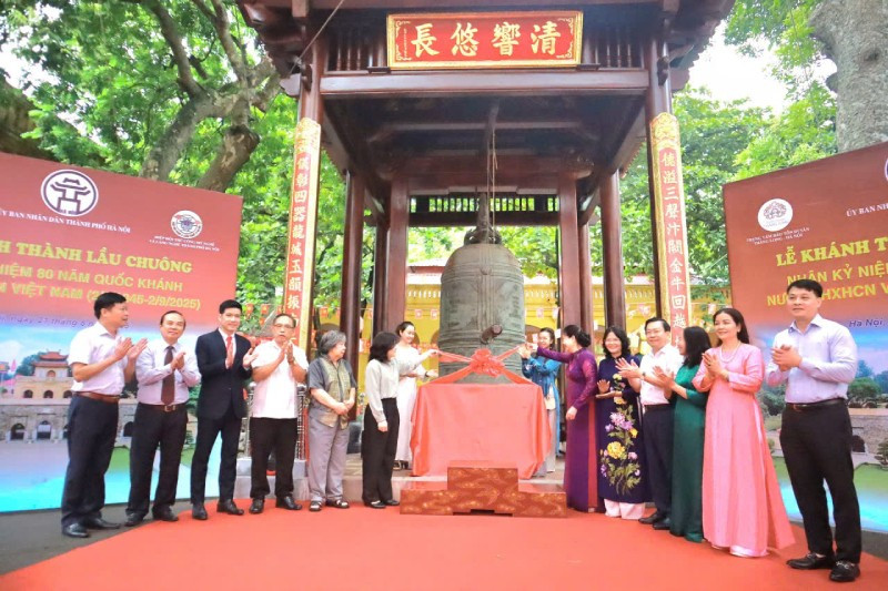 Inauguration du « Pavillon des Cloches » à la Cité impériale de Thang Long. Photo : hanoimoi.com.vn