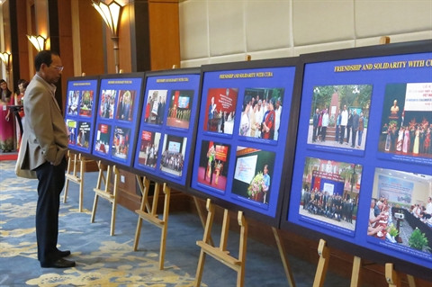 Solidarité avec Cuba à l'affiche à Hanoi ảnh 1