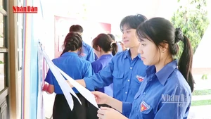 Les jeunes électeurs de Dak Lak sont prêts pour le jour du scrutin