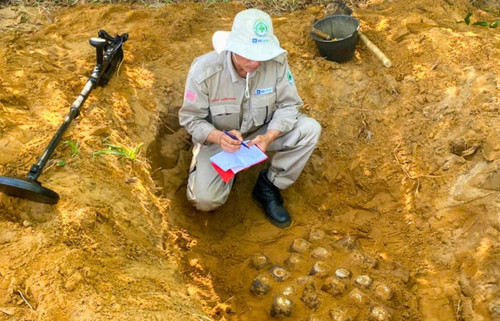 Les États-Unis sont le principal bailleur de fonds pour les activités de déminage et de neutralisation des bombes non explosées au Vietnam. Photo d'illustration/Dantri. Les États-Unis sont le principal bailleur de fonds pour les activités de déminage et de neutralisation des bombes non explosées au Vietnam. Photo d'illustration/Dantri.