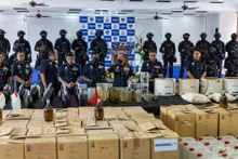 Une conférence de presse sur l’opération de lutte contre le trafic de drogue, le 17 septembre 2025. Photo : Malay Mail. 