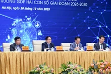 Le Premier ministre Pham Minh Chinh, et des vice-premiers ministres et ministres, a présidé la 3ᵉ édition du Forum national sur le développement de l’économie et de la société numériques.