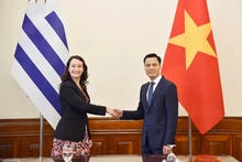 Vietnam – Uruguay : renforcer l’amitié et multiplier les axes de coopération