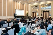 Vue d’ensemble de la cérémonie de lancement du Programme de Transformation Durable, d’Adaptation au Climat et des Océans (COAST). Photo : Ambassade du Royaume‑Uni à Hanoï.