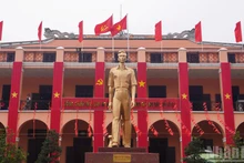 Ben Nha Rong (Maison du Dragon), aujourd’hui Musée Ho Chi Minh, antenne de Hô Chi Minh-Ville, n’est pas seulement un monument national spécial, mais aussi un symbole culturel et une fierté durable des habitants de la ville depuis plus d’un siècle.