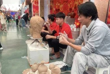 Les villages d’artisanat traditionnels au cœur de la promotion culturelle et touristique du Vietnam à la Foire d’Automne 2025