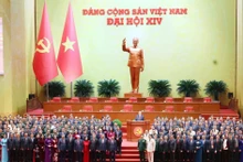 Des membres du Comité central du Parti du XIVe mandat. Photo : VNA.