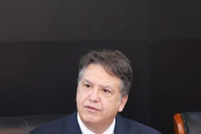 M. Remy Ejel, directeur général de Nestlé Zone AOA, a pris la parole lors de la séance de travail avec le ministère de l'Agriculture et de l'Environnement. Photo: tienphong.vn 