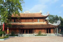 La pagode de Quynh Lam se situe dans la région montagneuse de Dong Trieu (province de Quang Ninh).