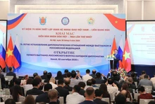 Ouverture du premier Forum populaire Vietnam-Russie à Hanoï. Photo : VNA. 