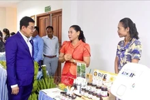 Des produits présentés lors du séminaire. Photo : VNA. 