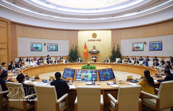 Réunion de janvier 2026 entre le gouvernement et les localités, tenues en ligne. Photo : VNA.