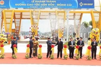 Cérémonie de mise en service de l'autoroute Vân Dôn - Mong Cai. Photo : VNA