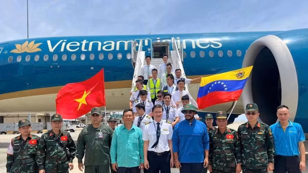 Photo : L’équipe vietnamienne de secours et de sauvetage participe aux opérations consécutives au séisme au Venezuela (Photo : l’Ambassade du Vietnam au Venezuela).