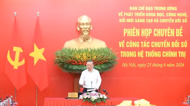 Le secrétaire général du Parti communiste vietnamien et président de la République, To Lam prend la parole. Photo : NDEL.