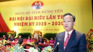 Le Politburo a nommé Nguyen Huu Nghia, membre du Comité central du Parti, au poste de secrétaire du Comité provincial du Parti de Hung Yen pour le mandat 2025-2030. Photo : VNA.