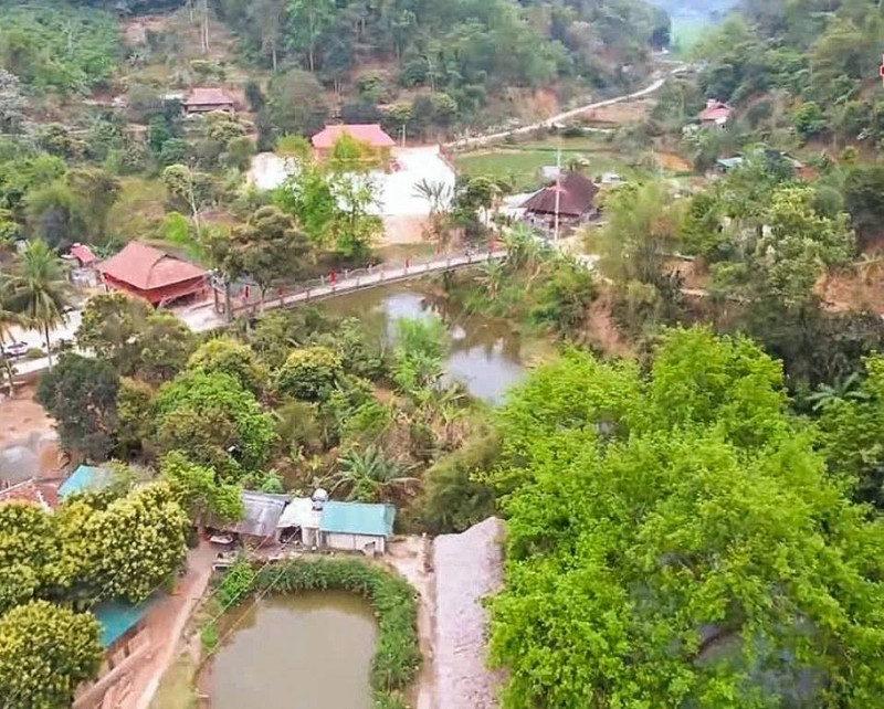 Vu de loin, Phieng Loi ressemble à une peinture à l’encre de Chine. Photo : VOV.