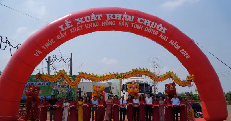 Cérémonie marquant l’exportation de bananes et la promotion des produits agricoles locaux pour l’année 2026. Photo : VNA.