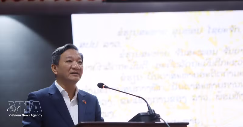 L'ambassadeur du Vietnam au Laos, Nguyen Minh Tam s'exprime à l'événement. Photo : VNA.