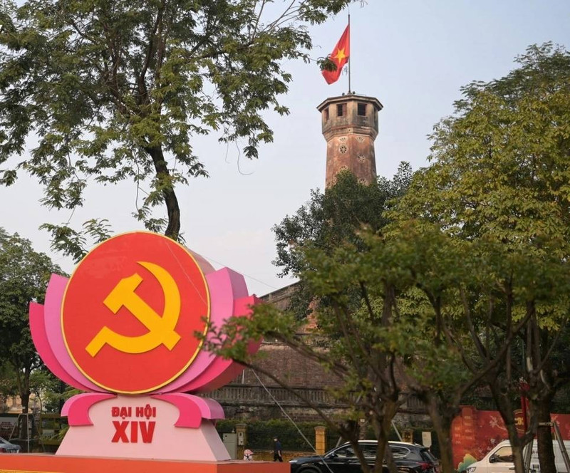 Hanoï a achevé l’ensemble des travaux de décoration et se tient prête à accueillir ce jour historique, avec confiance et espoir dans une nouvelle étape de développement du pays. Photo: VOV