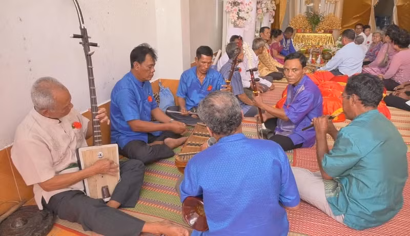 L’orchestre de mariage tire son origine de l’orchestre A-Rak, auquel ont ensuite été ajoutés certains instruments de la musique Aday afin d’accroître sa flexibilité. Photo : VOV.