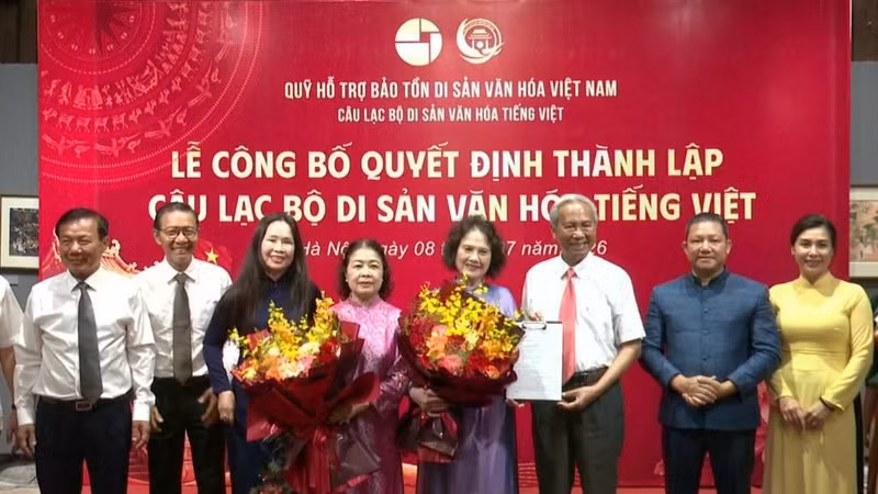 La cérémonie de lancement du Club du patrimoine culturel de la langue vietnamienne s’est tenue dans la matinée du 8 juillet, au Centre des activités culturelles et scientifiques du Temple de la Littérature – Quoc Tu Giam, à Hanoï. (Source : Comité d’organisation)