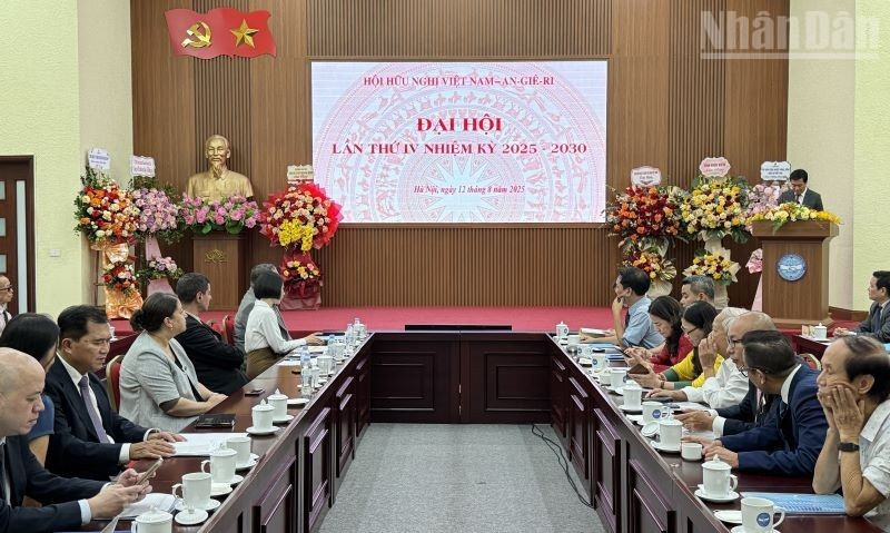 La vue générale du Congrès. Photo: nhandan.vn
