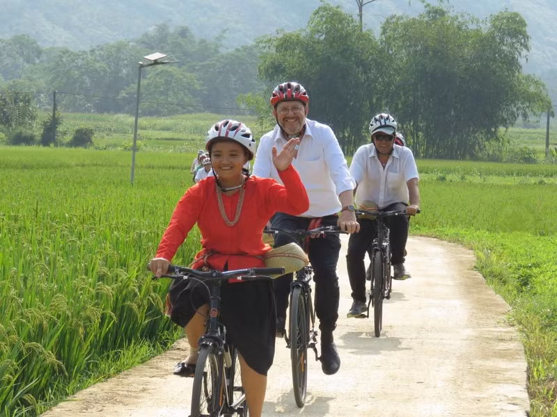 ban-khun-tuyen-quang-diem-sang-phat-trien-du-lich-cong-dong4.jpg
