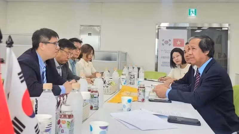 Vue d'ensemble de la séance de travail.
