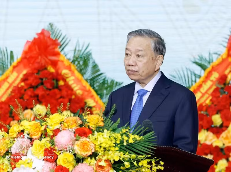Le Secrétaire général du Parti et Président de la République, secrétaire de la Commission militaire centrale, Tô Lâm. Photo : VNA