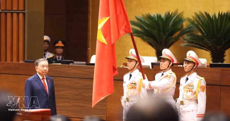 Le président de la République, To Lam, prête serment. Photo : VNA