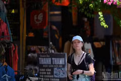 Le segment FIT désigne les voyageurs individuels ou les petits groupes qui organisent eux-mêmes leur séjour, sans participer à un circuit organisé. Il s'impose progressivement comme une nouvelle tendance du tourisme. Photo : nhandan.vn