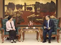 La présidente de la Banque asiatique d’investissement pour les infrastructures (AIIB), Zou Jiayi, et le vice-Premier ministre permanent Pham Gia Tuc. Photo : VNA.