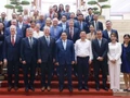Le Premier ministre Pham Minh Chinh et les délégués. Photo : VNA.