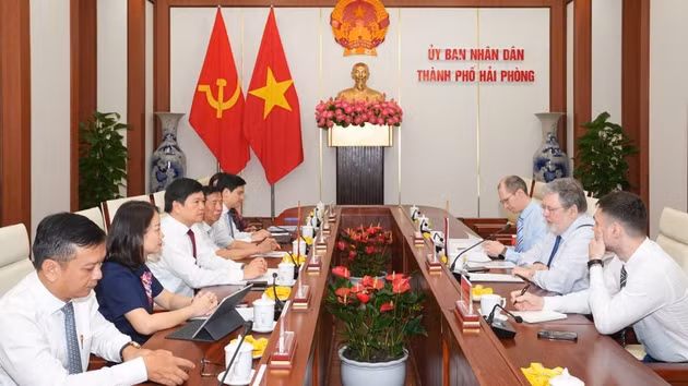 Vue générale de la séance de travail. Photo : haiphong.gov.vn