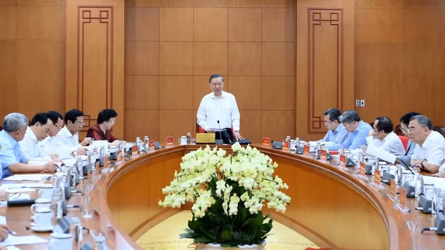Le secrétaire général du Parti et président de la République To Lam préside la séance de travail. (Photo : Dang Khoa)