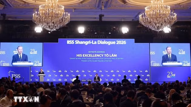 Le secrétaire général du Parti et président de la République, Tô Lâm, lors de son discours liminaire à la 23e édition du Dialogue de Shangri-La. (Photo : VNA)