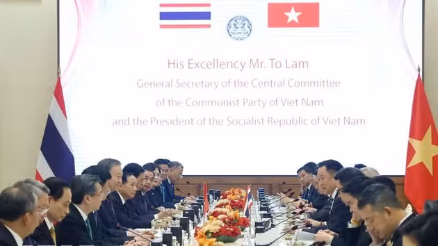 Le secrétaire général et président To Lam a tenu des entretiens officiels avec le Premier ministre thaïlandais Anutin Charnvirakul le 28 mai à Bangkok, en Thaïlande. Photo : VNA.