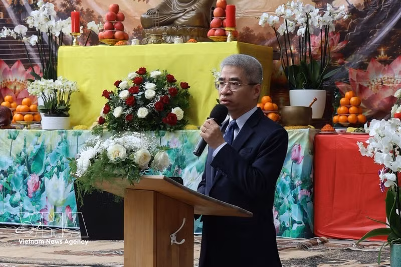L’ambassadeur du Vietnam en Allemagne, Nguyen Dac Thanh, s'exprime lors de l'événement. Photo : VNA