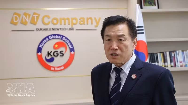 Jeong Young Oh, proviseur du système scolaire international KGS. Photo : VNA