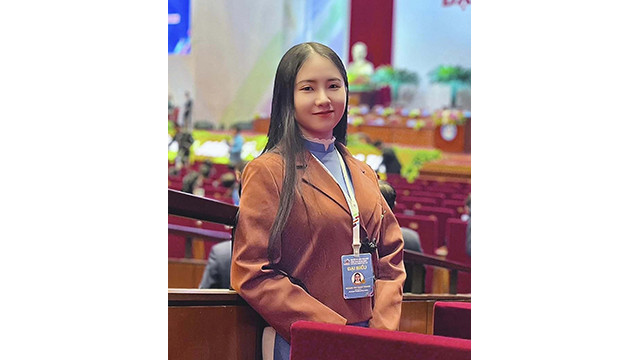 Hoàng Thi Hanh Trang est secrétaire adjointe du comité exécutif de l'Union de la Jeunesse communiste Hô Chi Minh de l'Association des étudiants vietnamiens à Pékin en Chine. Photo : baoquocte.vn Hoàng Thi Hanh Trang est secrétaire adjointe du comité exécutif de l'Union de la Jeunesse communiste Hô Chi Minh de l'Association des étudiants vietnamiens à Pékin en Chine. Photo : baoquocte.vn
