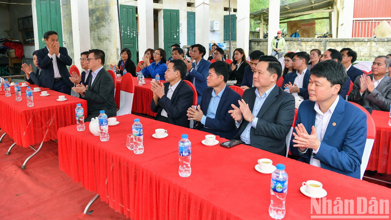 Les délégués lors de la cérémonie. Photo : Nhandan.vn