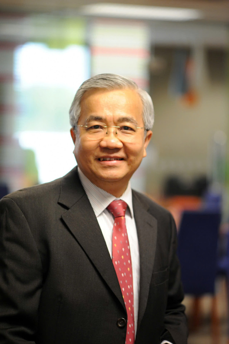 Le docteur Vo Ta Hân. Le docteur Vo Ta Hân.