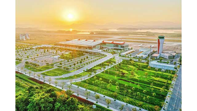 L’aéroport de Vân Dôn a contribué au développement touristique de la province de Quang Ninh. Photo: vnexpress.net
