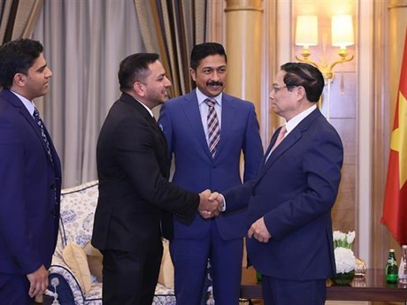 Le PM Pham Minh Chinh rencontre des représentants de grandes entreprises d’Arabe Saoudite et du Golfe. Photo : VNA. Le PM Pham Minh Chinh rencontre des représentants de grandes entreprises d’Arabe Saoudite et du Golfe. Photo : VNA.