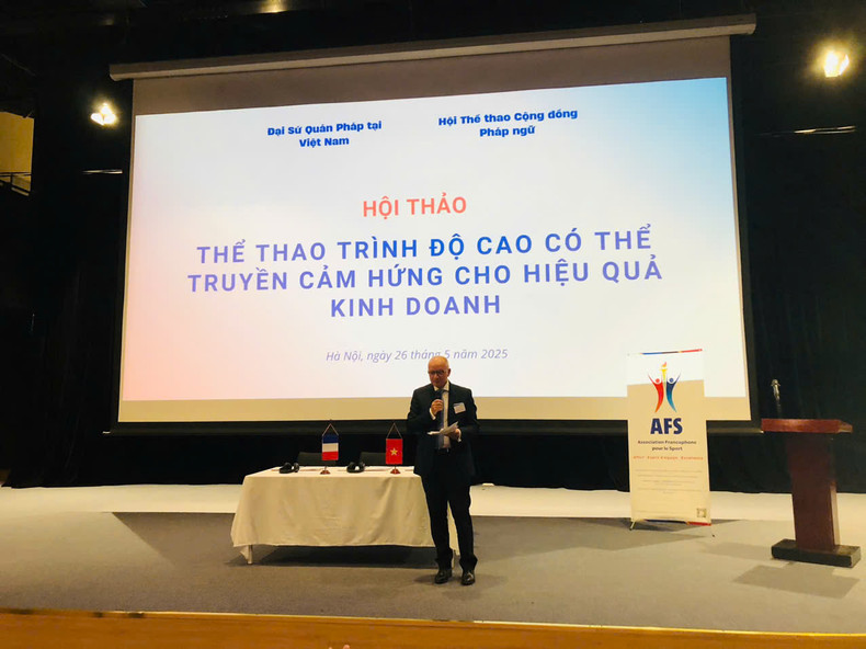 Le président de l’Association francophone pour le sport, Marc Lecerf, s'exprime lors de la cérémonie d'ouverture du colloque.Photo : Minh Hanh/NDEL.