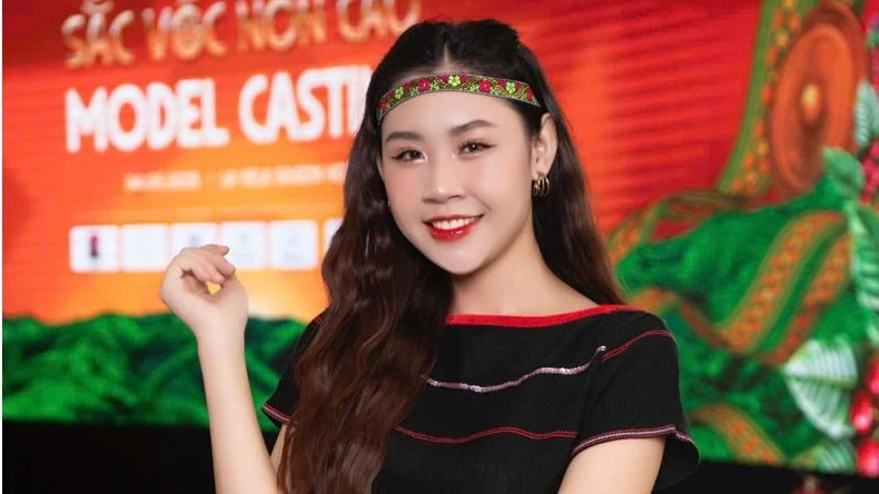 Les beautés et les couleurs du brocart feront leur apparition lors de l’événement. Photo : nhandan.vn