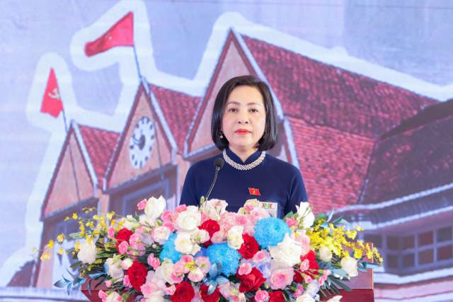 La vice-présidente de l’Assemblée nationale, Nguyen Thi Thanh, a prononcé un discours. Photo : VKBIA. La vice-présidente de l’Assemblée nationale, Nguyen Thi Thanh, a prononcé un discours. Photo : VKBIA.