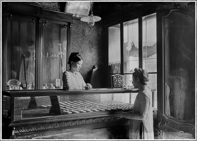 Vietnam : des photos de la vie quotidienne il y a plus de 100 ans ảnh 7 Vietnam : des photos de la vie quotidienne il y a plus de 100 ans ảnh 7